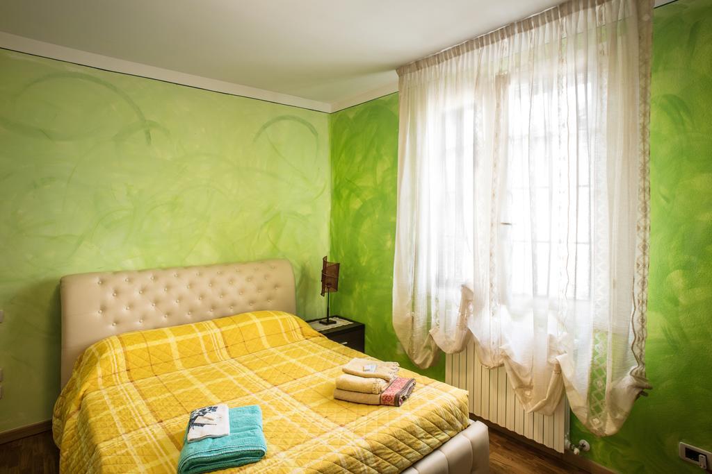B&B La Petite Maison Puegnago Pokoj fotografie
